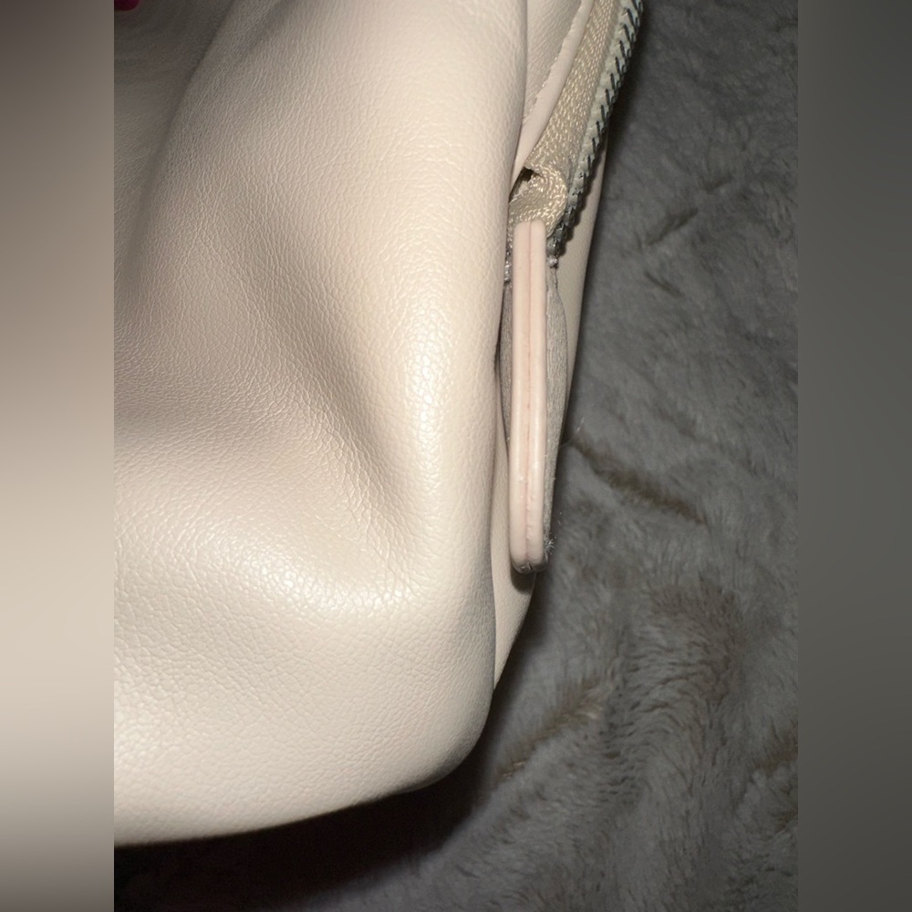 Rose Inc Nude Cream Makeup Bag - Picture 8 of 8